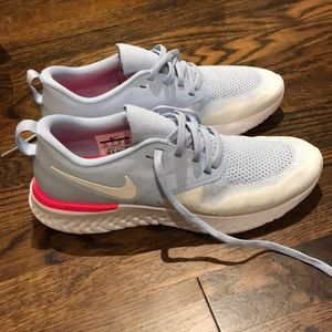 Nike Odyssey React 2 Flyknit